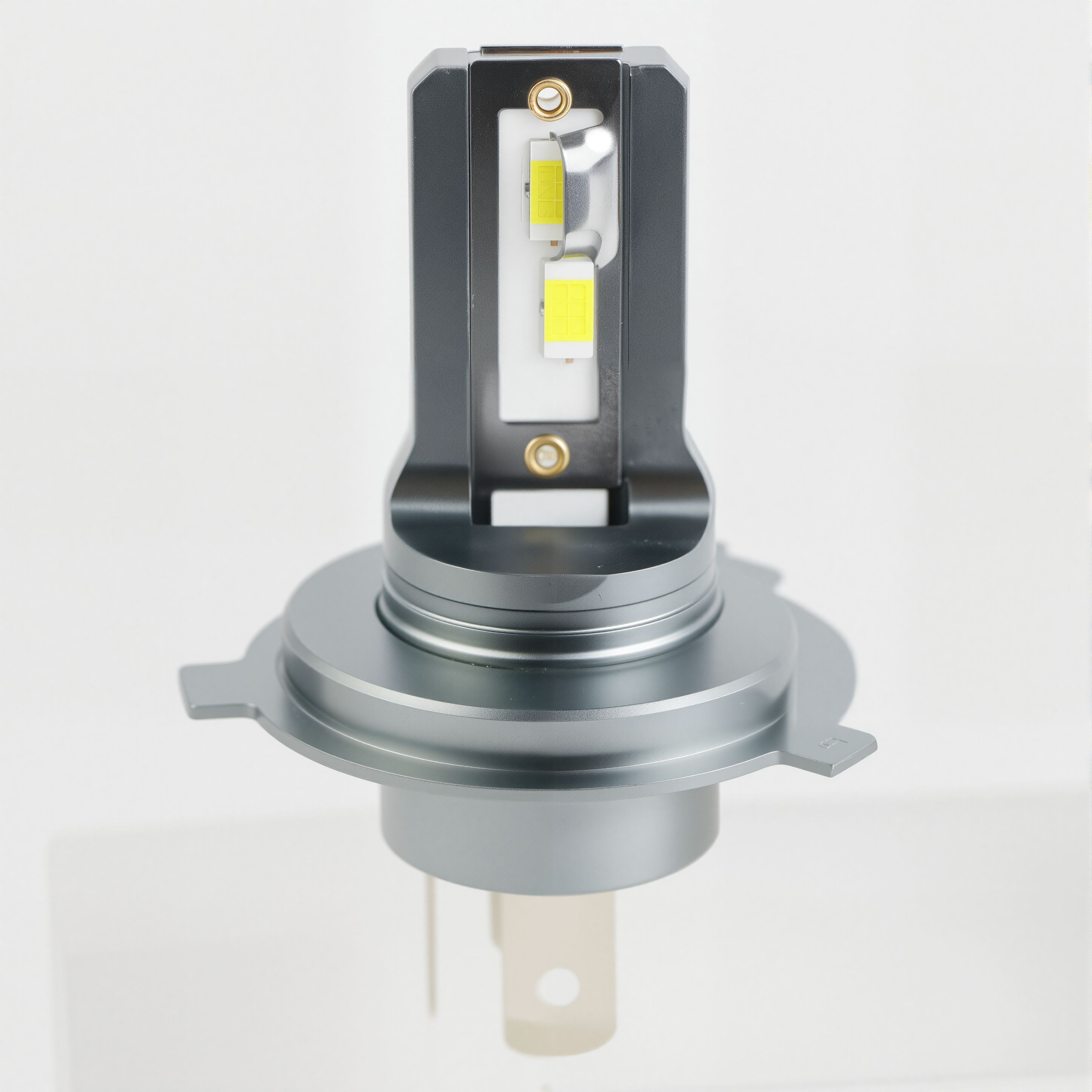 Giá xuất xưởng Không thấm nước Không quạt 1:1 Thiết kế kích thước nhỏ 12V Trình điều khiển tuyến tính Bóng đèn pha Led ô tô