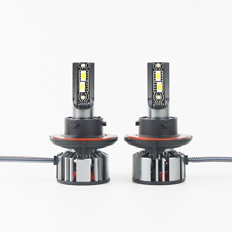 Nhà sản xuất Bán trực tiếp Bộ điều khiển tuyến tính 12V 60W 6000LM H4 H7 H11 H13 9005 9006 Tất cả sản phẩm Mẫu bóng đèn pha Led ô tô